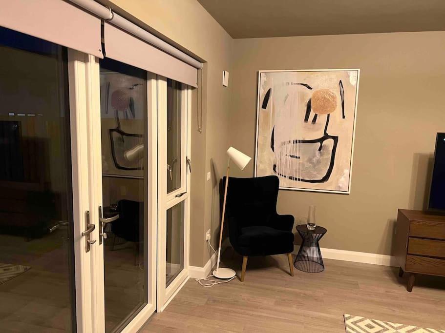 3 Bed Rooms Vip Family House ดับลิน ภายนอก รูปภาพ
