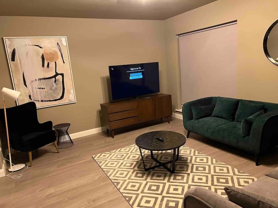 3 Bed Rooms Vip Family House ดับลิน ภายนอก รูปภาพ