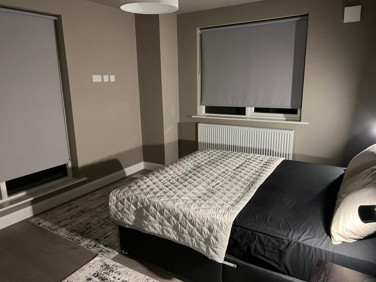 3 Bed Rooms Vip Family House ดับลิน ภายนอก รูปภาพ