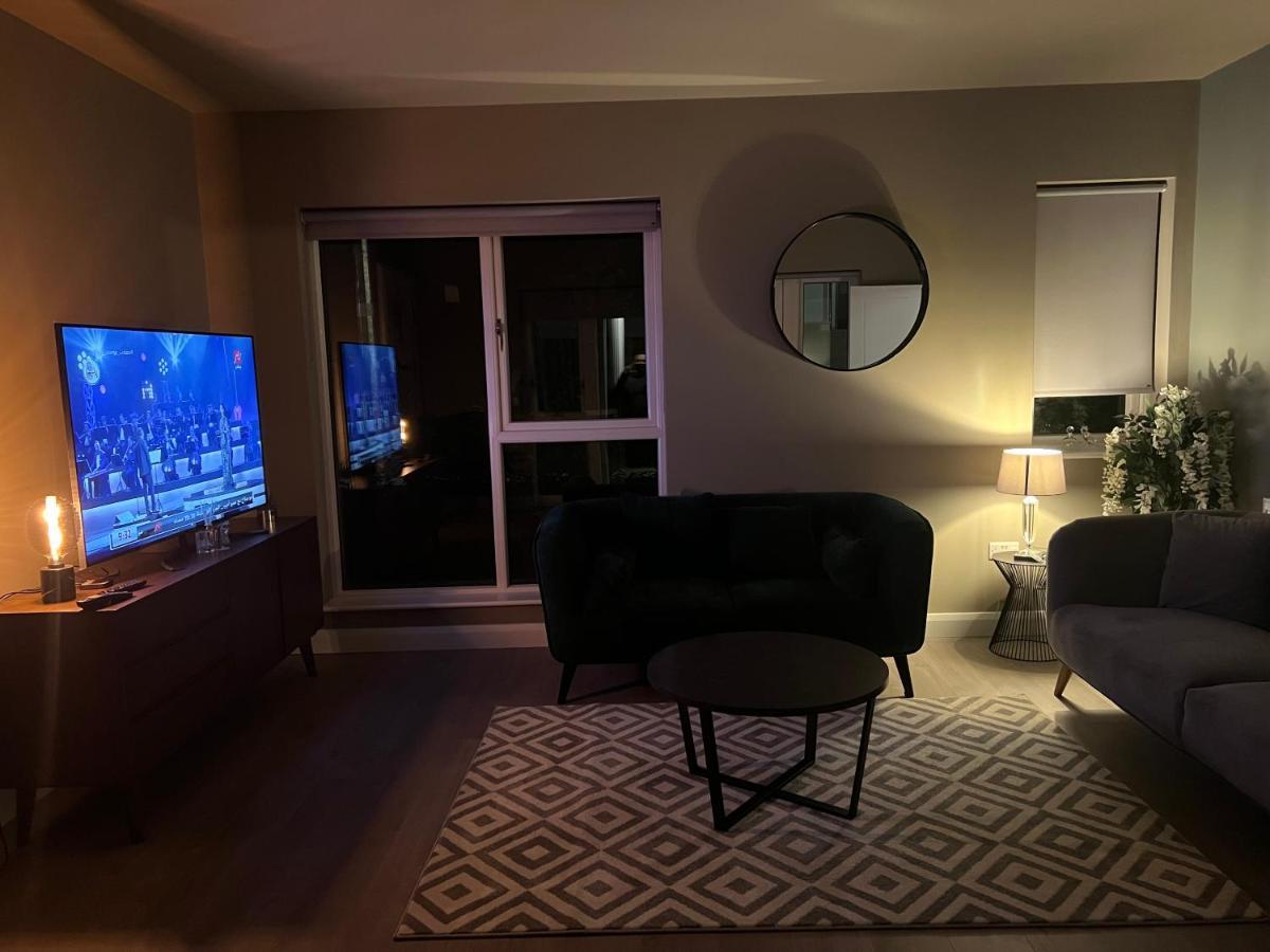 3 Bed Rooms Vip Family House ดับลิน ภายนอก รูปภาพ